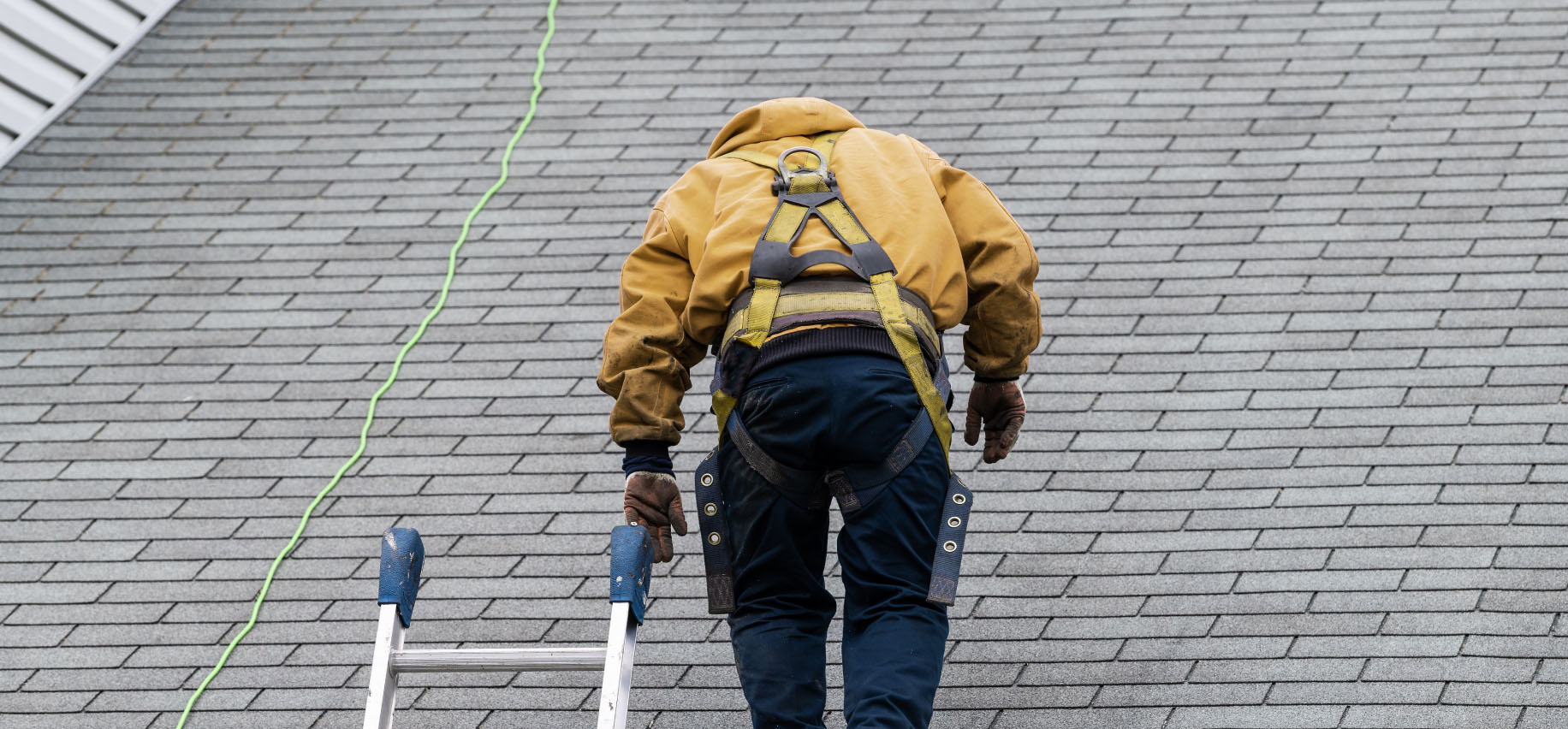 roof worker image